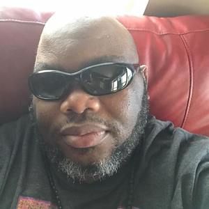 Meet your Posher, Lawrence